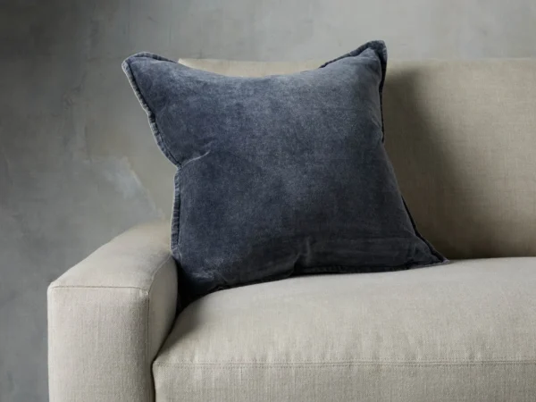 Cuddles Velvet Square Pillow